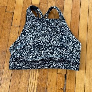 Lululemon high neck sports bra sz 4